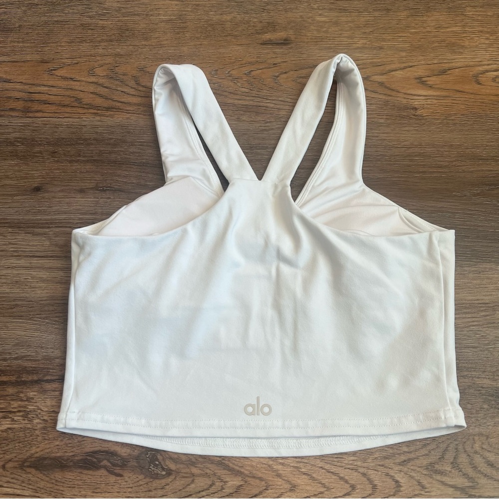 Alo Yoga Airbrush Real Bra Tank White Size Small Athleisure Pilates Workout - Picture 5 of 6